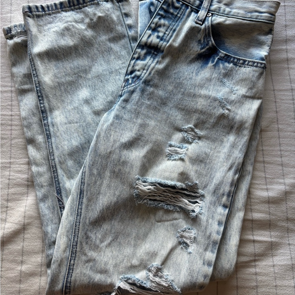 KanCan Light Wash Distressed Straight Leg Jeans